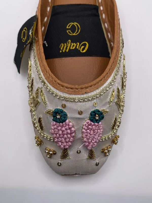 Fancy White Slipper - 4525 - Image 3