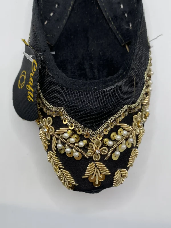 Black Embroider Khussa - 9334 - Image 3