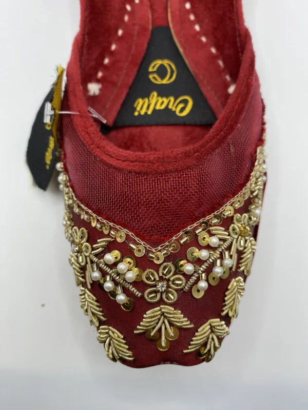 Maroon White Embroider Khussa - 9341 - Image 3