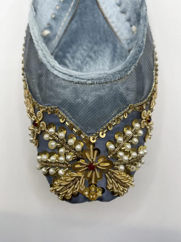 Light Gray Embroider Khussa - 9355 - Image 3
