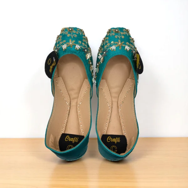 Zink Embroider Khussa - 9390